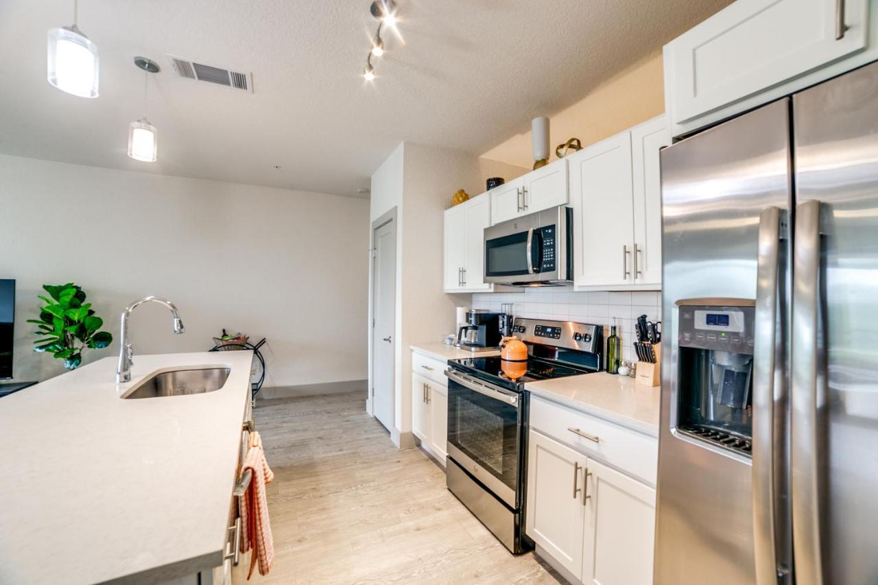 Downtown Apartment With Riverwalk Views Free Parking Pet Friendly Centrally Located On The Riverwalk San Antonio Exterior foto