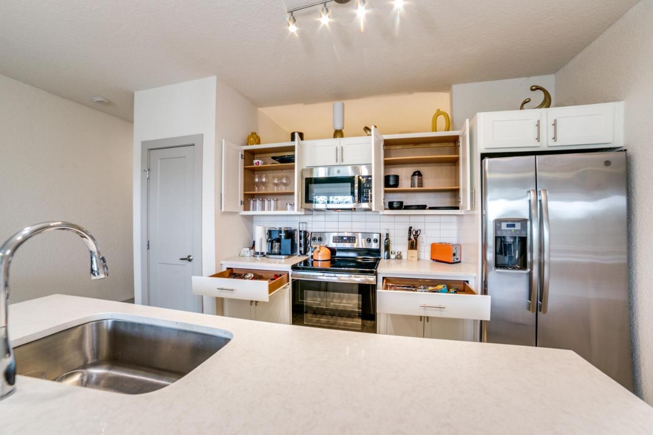 Downtown Apartment With Riverwalk Views Free Parking Pet Friendly Centrally Located On The Riverwalk San Antonio Exterior foto
