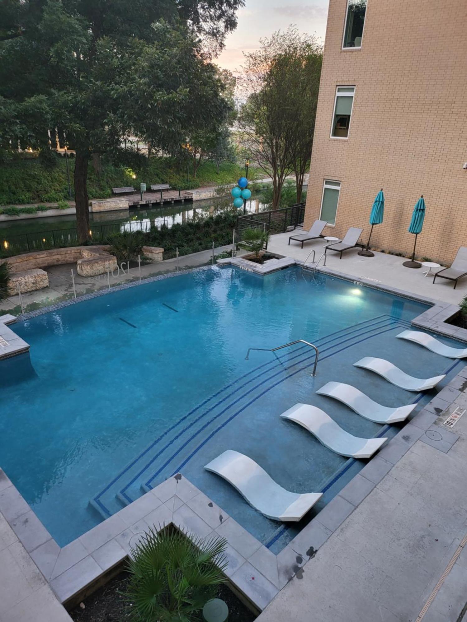 Downtown Apartment With Riverwalk Views Free Parking Pet Friendly Centrally Located On The Riverwalk San Antonio Exterior foto